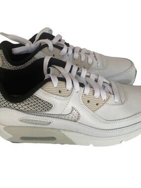 Nike Air Max 90 SE White Platinum Glacier Ice Sneakers Size 5Y/Womens 6.5